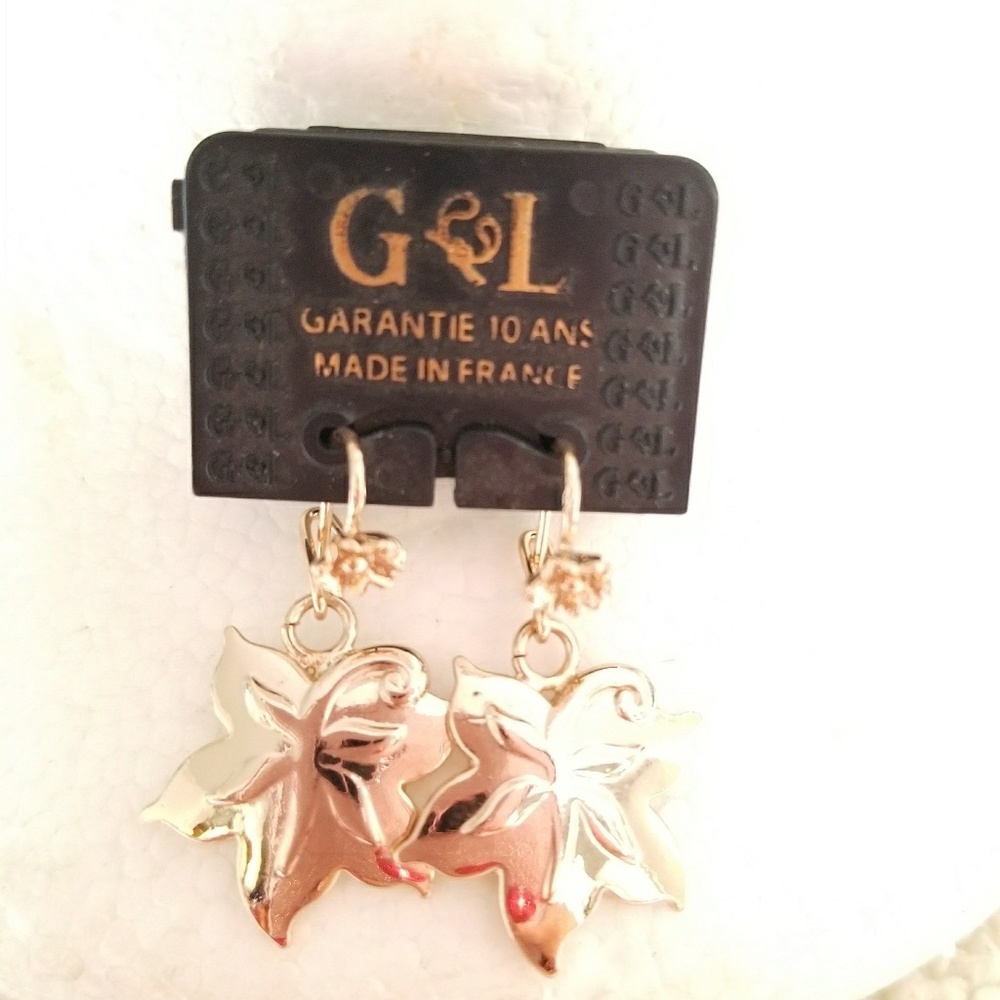 earring